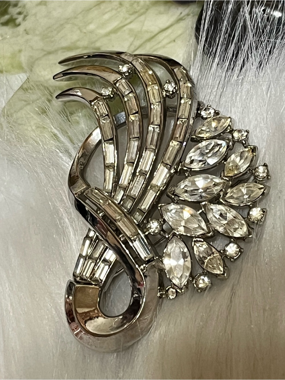 Vintage Trifari Comet Rhinestone Brooch
